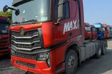 二手中国重汽 HOWO Max重卡 510马力 6X4牵引车(国六) 双驱 潍柴二手牵引车 黄牌图片