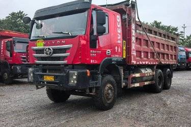 二手上汽红岩 杰狮C500重卡 390马力 6X4 6.2米自卸车(国五) 后八轮 上菲红二手自卸车 黄牌图片