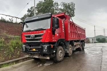 二手上汽红岩 杰狮C6 重载版 520马力 8X4 8.2米自卸车(国六) 前四后八 上菲红二手自卸车 黄牌图片