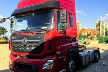 二手东风商用车 天龙VL重卡 480马力 4X2牵引车(国五) 单桥 东风康明斯二手牵引车 黄牌图片