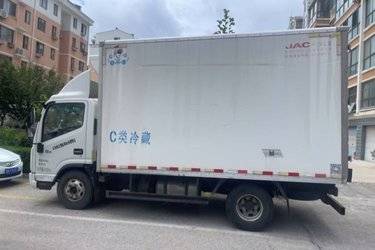 二手江淮 帅铃Q6 141马力 4.12米单排厢式轻卡(国五) 单桥 安徽康明斯二手载货车 蓝牌图片