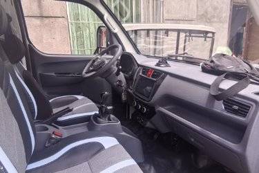 二手福田 祥菱M2 Pro 豪华型 1.6L 122马力 汽油 3.3米排半翼开启厢式微卡(国六) 单桥 东安二手载货车 蓝牌图片