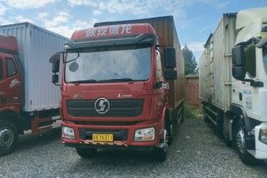 二手陕汽重卡 德龙L3000 标载版 300马力 6X2 9.7米厢式载货车(国五) 前四后四 玉柴二手载货车 黄牌图片