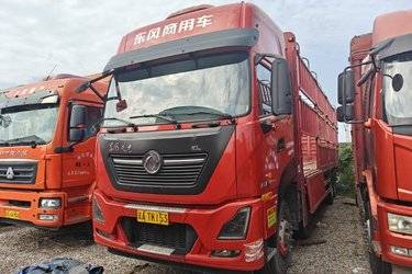 二手东风商用车 天龙KL重卡 居家版 465马力 8X4 9.6米仓栅式载货车(国六) 前四后八 雷诺二手载货车 黄牌图片
