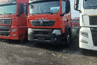 二手大运 V7重卡 460马力 6X4牵引车(国六) 双驱 潍柴二手牵引车 黄牌图片