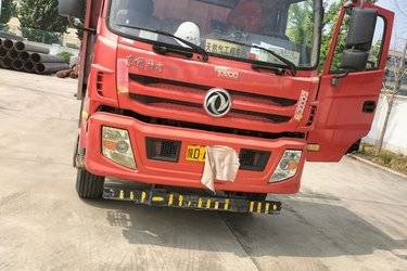 二手东风特商 重卡 210马力 6X2 9.6米栏板载货车(国五) 前四后四 东风康明斯二手载货车 黄牌图片