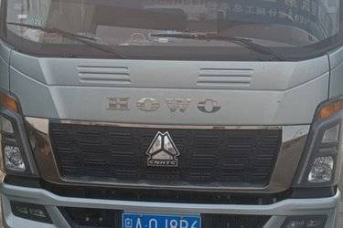 二手中国重汽HOWO 统帅 180马力 4.15米单排仓栅式轻卡(国六) 单桥 潍柴二手载货车 蓝牌图片