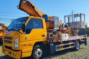 二手高空作业车 湖北楚胜(楚胜牌) 江铃底盘 115 24 4X2图片