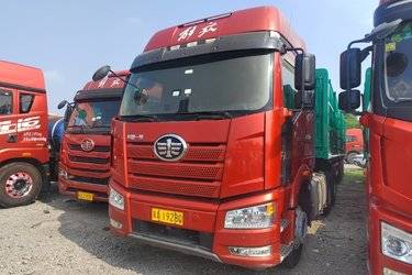 二手一汽解放 J6P 460马力 6X4牵引车(国六) 双驱 锡柴二手牵引车 黄牌图片