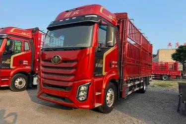二手一汽解放 J6G 领航版 320马力 4X2 6.75米仓栅式载货车(国六) 单桥 大柴二手载货车 黄牌图片