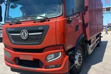 二手东风商用车 天锦KR重卡 精英版 220马力 4X2 8米厢式载货车(国五) 单桥 东风康明斯二手载货车 黄牌