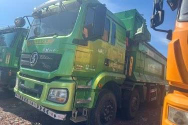 二手陕汽重卡 德龙新M3000 城建标准版 375马力 8X4 6.5米自卸车(国五) 前四后八 潍柴二手自卸车 黄牌图片