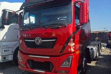 二手东风商用车 新天龙KL重卡 465马力 6X4牵引车(国五) 双驱 东风康明斯二手牵引车 黄牌图片