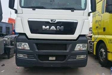 二手曼(MAN) TGX系列重卡 480马力 4X2自动挡牵引车(国五) 单桥 曼二手牵引车 黄牌图片