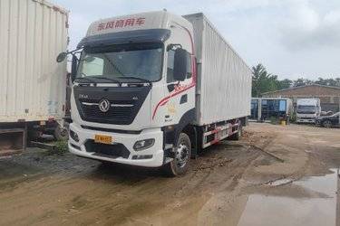 二手东风商用车 天锦KR 290马力 4X2 9.8米厢式载货车(国六)(高顶双卧)(国六) 单桥 东风康明斯二手载货车 黄牌图片
