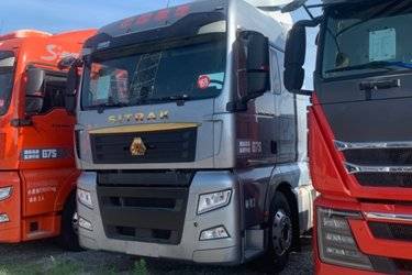 二手中国重汽 汕德卡SITRAK G7S重卡 610马力 6X4 AMT自动档牵引车(带液缓)(国六) 双驱 潍柴二手牵引车 黄牌图片