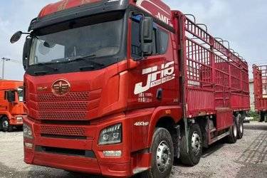 二手青岛解放 JH6重卡 智享版 460马力 8X4 9.5米仓栅式载货车(国六) 前四后八 锡柴二手载货车 黄牌图片