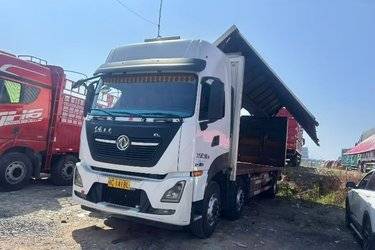 二手东风商用车 天龙KL 舒适版 300马力 6X2 9.6米翼开启厢式载货车(高顶)(国六) 前四后四 东风二手载货车 黄牌图片