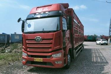 二手一汽解放 J6L 精英版 300马力 4X2 6.75米仓栅式载货车(国六) 单桥 锡柴二手载货车 黄牌图片