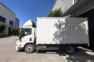 二手大运 祥龙 EX5r 4.5T 4.12米单排插电式增程混合动力厢式轻卡  二手电动卡车电动载货车图片