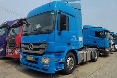 二手奔驰 Actros重卡 410马力 4X2牵引车(国五) 单桥 奔驰二手牵引车 黄牌图片
