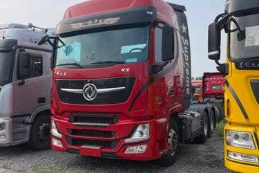 二手东风商用车 天龙旗舰KX 王者版 600马力 6X4 AMT自动挡牵引车(国六) 双驱 东风康明斯二手牵引车 黄牌图片