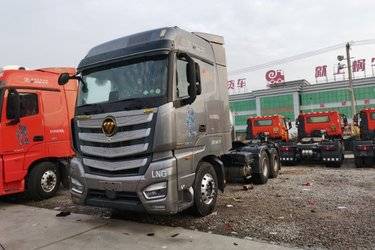 二手福田 欧曼EST 基本型 530马力 6X4 LNG自动挡牵引车(国六)(有缓速器)(国六) 双驱 福田康明斯二手牵引车 黄牌图片