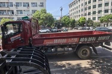 二手江淮 帅铃Q6 160马力 4.18米单排栏板轻卡(国六) 单桥 安徽康明斯二手载货车 蓝牌图片