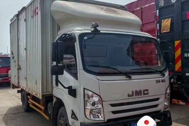 二手江铃 凯运强劲版 轻载型豪华款 129马力 4.08米单排厢式轻卡(宽体)(国五) 单桥 江西五十铃二手载货车 黄牌图片