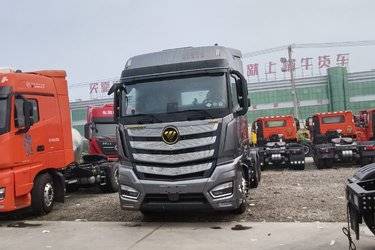 二手福田 欧曼EST 北方版 530马力 6X4 LNG自动挡牵引车(国六)(有缓速器)(国六) 双驱 福田康明斯二手牵引车 黄牌图片