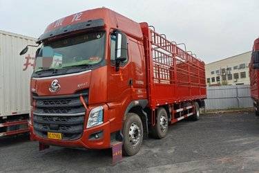 二手东风柳汽 乘龙H7重卡 330马力 6X2 9.7米仓栅式载货车(国六) 前四后四 玉柴二手载货车 黄牌图片