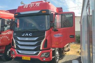 二手江淮 格尔发K5X中卡 240马力 4X2 6.8米仓栅式载货车(国五) 单桥 锡柴二手载货车 黄牌图片
