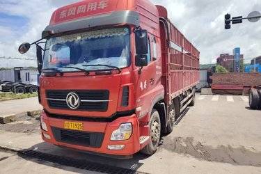 东风商用车 天龙重卡 292马力 6X2 9.6米仓栅式载货车(国五) 前四后四 东风二手载货车 黄牌