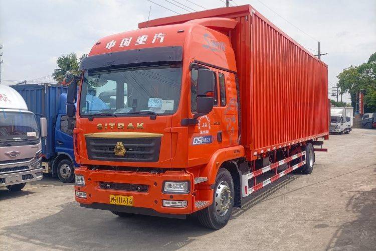 二手重汽汕德卡 290马力 载货车