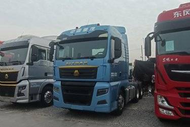 二手中国重汽 汕德卡SITRAK G7S重卡 680马力 6X4 AMT自动档牵引车(国六) 双驱 潍柴二手牵引车 黄牌图片