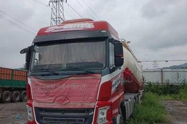 二手三一集团 军亮版 430马力 6X4牵引车(国五) 双驱 福田康明斯二手牵引车 黄牌