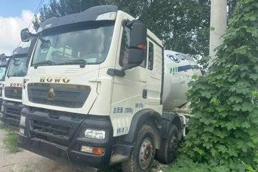 二手中国重汽 HOWO TX 340马力 8X4 7.5方混凝土搅拌车(国五) 前四后八 潍柴二手搅拌车