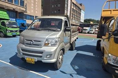 二手重汽王牌 W1 90马力 4X2 3.1米自卸微卡(国五) 单桥 全柴二手自卸车 蓝牌