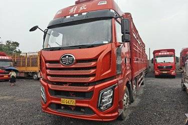 二手一汽解放 J6V 精英版北方款 350马力 6X2 9.4米仓栅式载货车(国六) 前四后四 锡柴二手载货车 黄牌