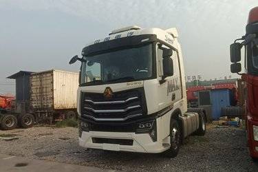 二手中国重汽 HOWO Max重卡 510马力 4X2 AMT自动档牵引车(国六) 单桥 曼二手牵引车 黄牌