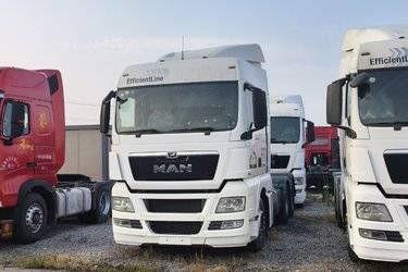 二手曼(MAN) TGX系列重卡 480马力 4X2自动挡牵引车(国五) 单桥 曼二手牵引车 黄牌图片