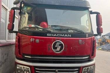二手陕汽商用车 轩德翼6 轻量化版 245马力 6X2 8.6米仓栅式载货车(国五) 前四后四 玉柴二手载货车 黄牌