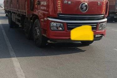 二手陕汽商用车 轩德翼6 轻量化版 240马力 6X2 8.6米仓栅式载货车(国五) 前四后四 玉柴二手载货车 黄牌