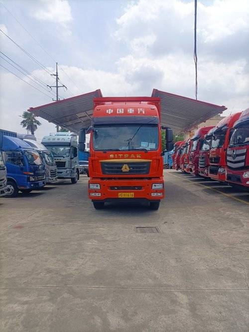 重汽汕德卡 290马力 载货车