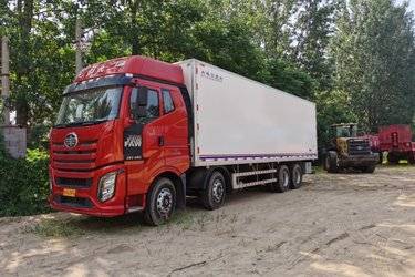 二手一汽解放 J6V 精英版 460马力 8X4 9.35米厢式载货车(国六) 前四后八 锡柴二手载货车 黄牌