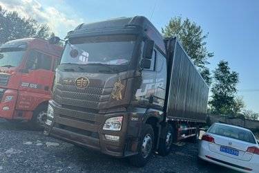 二手青岛解放 JH6重卡 领航版2.0 460马力 8X4 9.4米厢式载货车(国六)(自动挡)(国六) 前四后八 锡柴二手载货车 黄牌图片