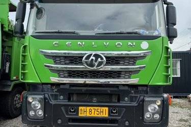 二手上汽红岩 杰狮C500 460马力 8X4 6.8米自卸车(国五) 前四后八 上菲红二手自卸车 黄牌