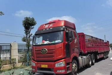 二手一汽解放 J6P重卡 2020款 领航版 四季款 460马力 6X4牵引车(国五) 双驱 潍柴二手牵引车 黄牌图片