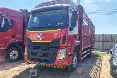 二手东风柳汽 乘龙H5中卡 240马力 4X2 6.8米仓栅式载货车(国五) 单桥 玉柴二手载货车 黄牌