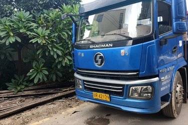 二手陕汽商用车 轩德翼6 轻量化版 220马力 6X2 6.8米栏板载货车(玉柴)(国五) 前四后四 玉柴二手载货车 黄牌